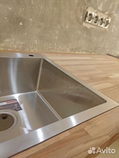 Столешница из дуба для кухни