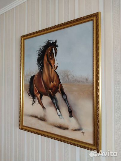 Картина маслом на холсте Скачущая лошадь