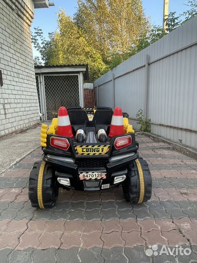 Детский электромобиль бу