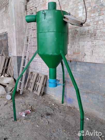 Циклон для зернодробилки