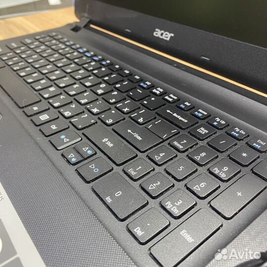 Acer Aspire ES1-553-P2Y0