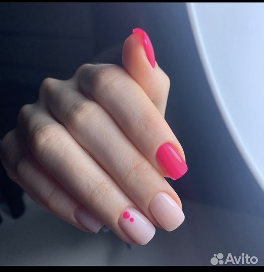 Мастер маникюра и педикюра