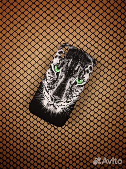 Чехлы на iPhone XR (Магазин)