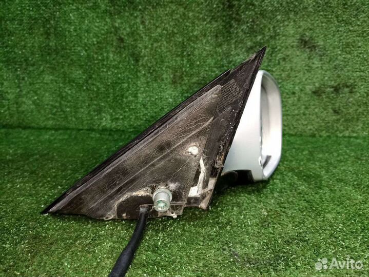 Правое электро зеркало Volkswagen Passat b5