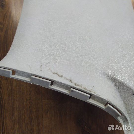 Накладка на стойку кузова задняя Skoda Fabia