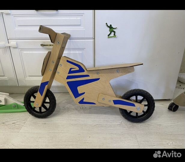 Беговел и снегокат