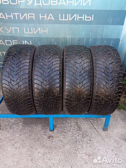 Nokian Tyres Hakkapeliitta 8 SUV 235/55 R18 104T