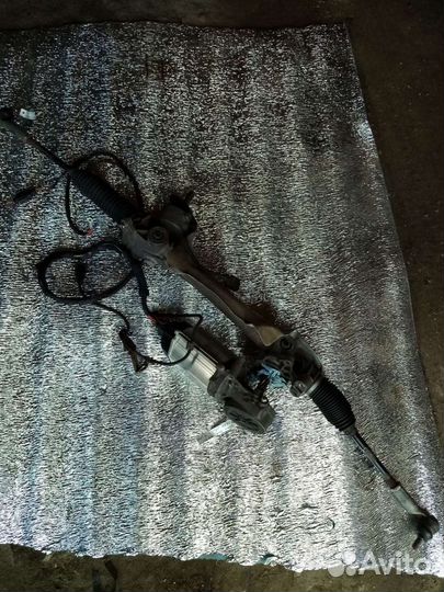 Рулевая рейка в сборе с эур Skoda octavia A5