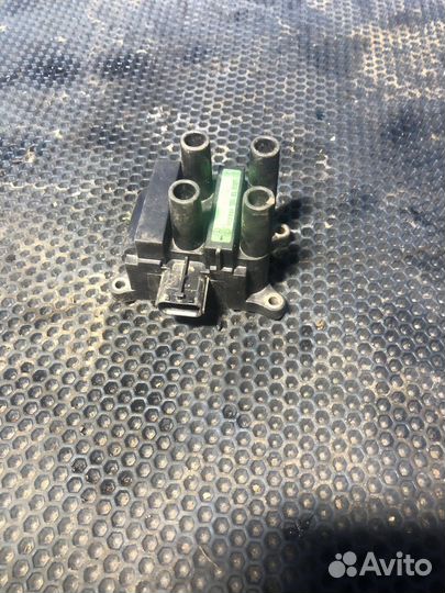 Модуль зажигания Mazda 6 gg 2.0