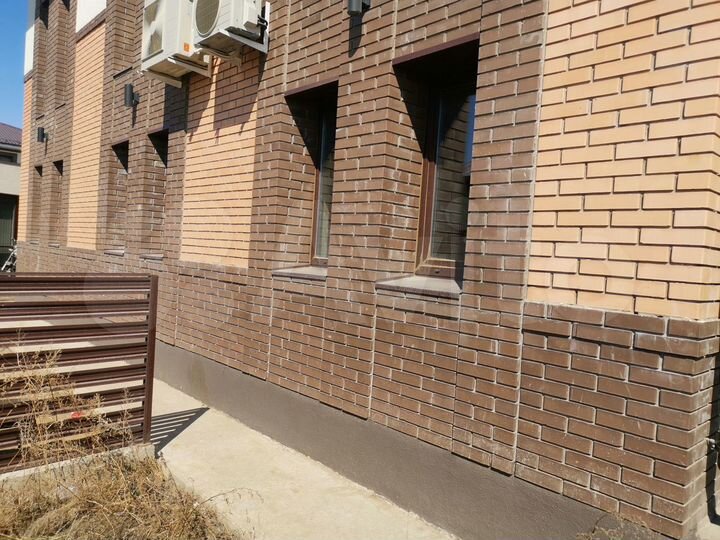 3-к. квартира, 82 м², 1/2 эт.