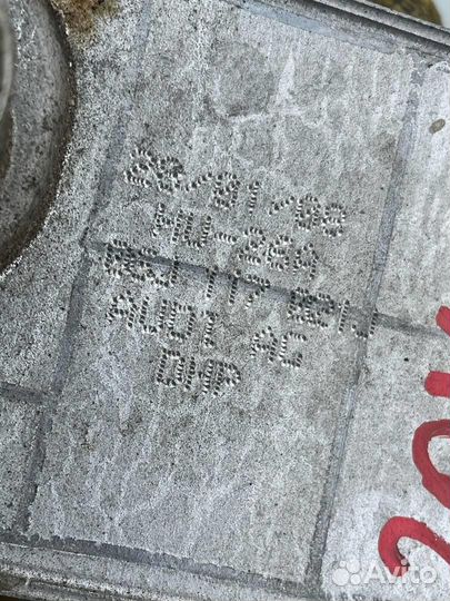 Радиатор масляный 06J117021J