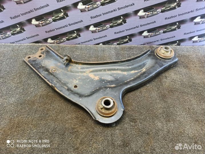 Рычаг передний правый Рено Лагуна 2