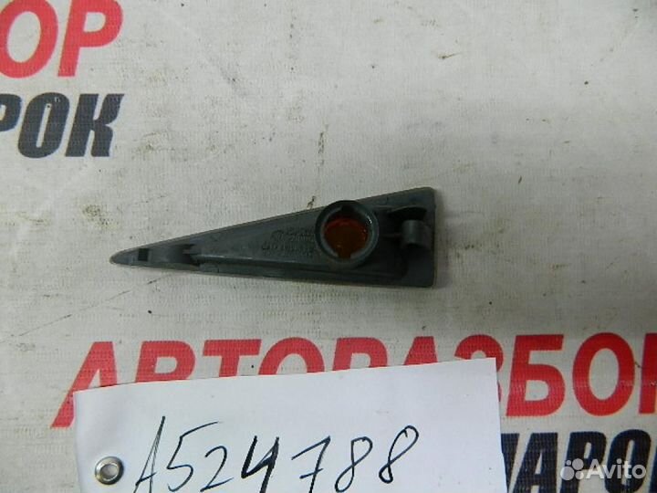 Повторитель на крыло для Renault Megane 2 2002-200