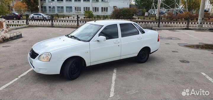 LADA Priora 1.6 МТ, 2010, 200 000 км