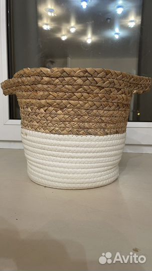 Предметы декора и интерьера