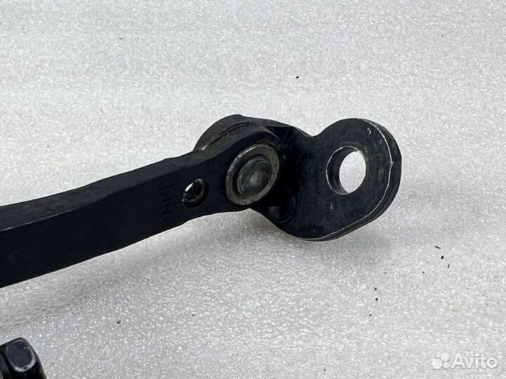 Ограничитель двери задний левый Kia Rio 2005-2011