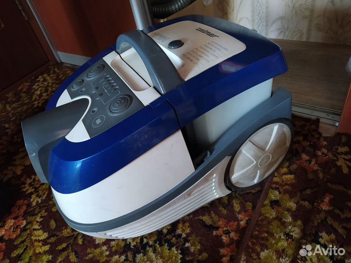 Пылесос моющий Zelmer aquawelt 1600w