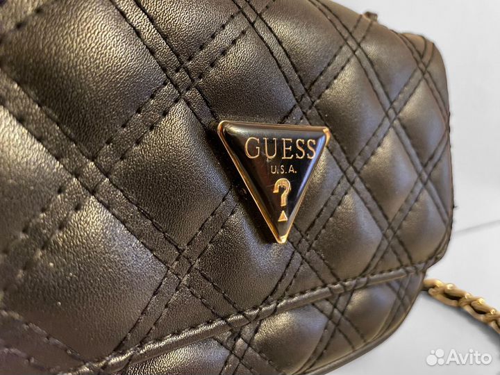 Guess оригинал сумка стеганая черная на цепи