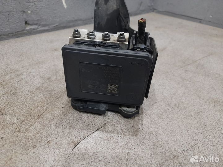 Блок ABS + ESP для Skoda Octavia A7 5Q0907379R