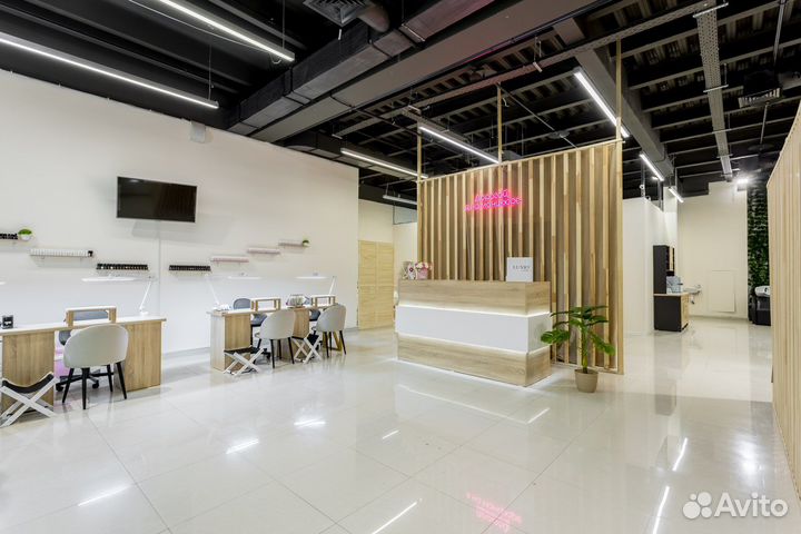 Администратор салона красоты