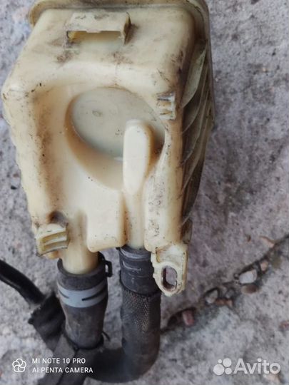 Бачок гура Audi (07-17) VW Touareg (07) 2,7-6,0