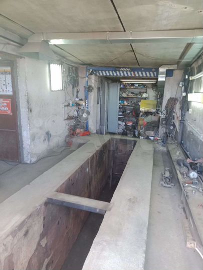 Гараж, > 30 м²