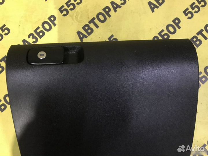 Бардачок основной VW Golf Plus 2005-2014