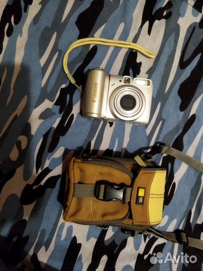 Компактный фотоаппарат canon