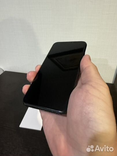 iPhone Xs, 256 ГБ