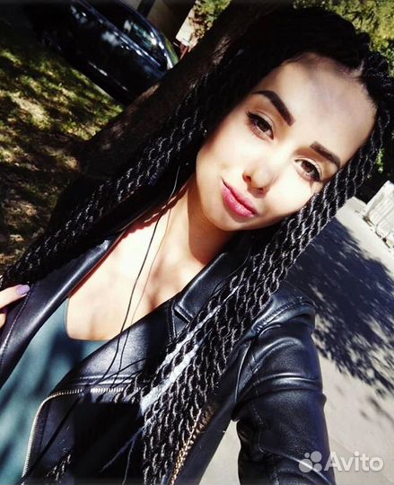 Плету афрокосички, зизи, де дреды, афронаращивание