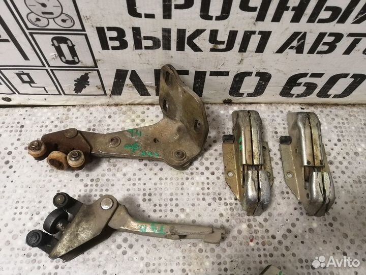 Ролик двери сдвижной для VW Transporter T4