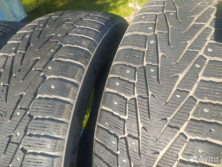 Nokian Tyres Hakkapeliitta 7 SUV 245/60 R18