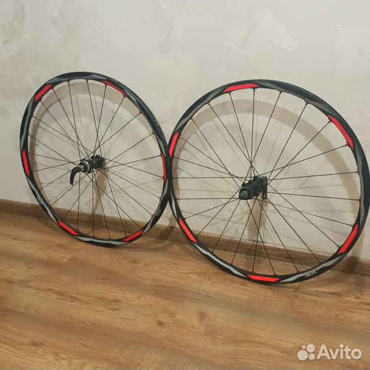 Колеса 26 Shimano Deore XT WH-M775 Disc беcкамерки