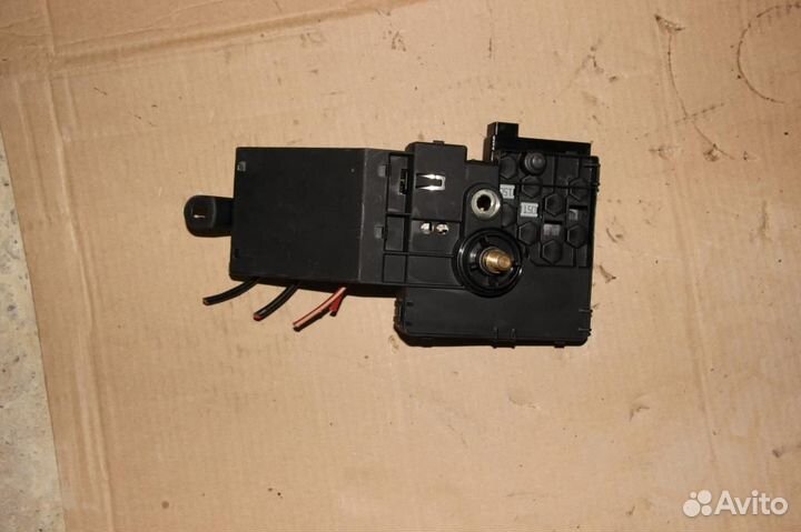 Блок предохранителей Mercedes Benz W211 E-Klasse