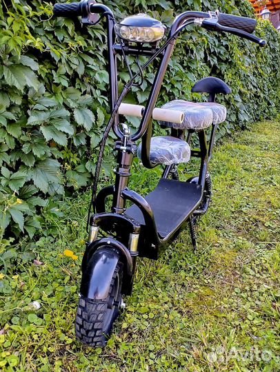 Электросамокат с амортизатором новый