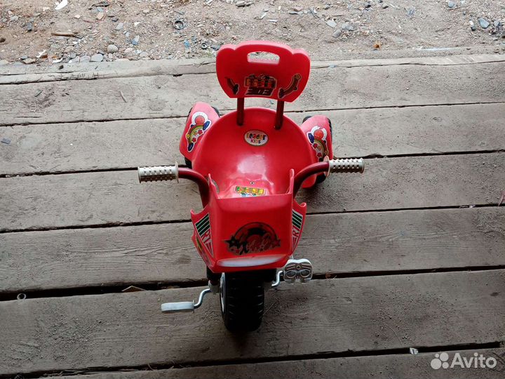 Велосипед детскийМашинка-каталка