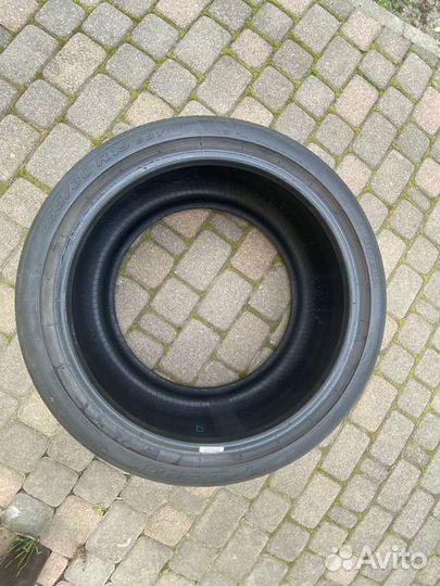 Pirelli P Zero 285/30 R19