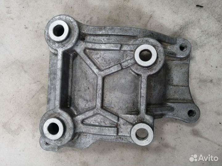 Кронштейн кондиционера для Suzuki Grand Vitara 2