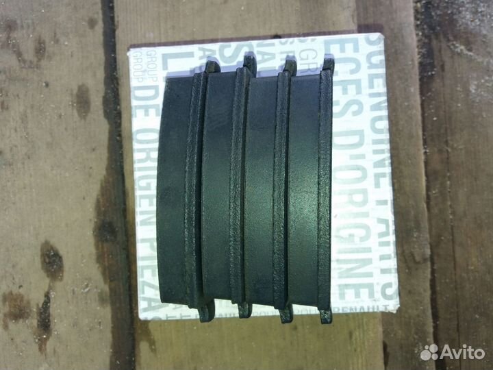 Колодки на Весту на Логан