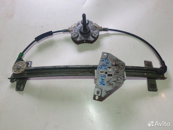 Стеклоподъемник задний правый Mitsubishi Carisma