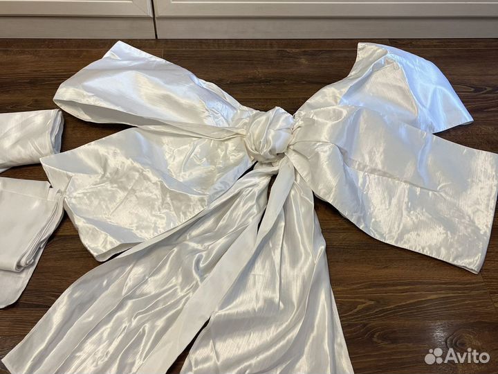 Бант для шикарного подарка