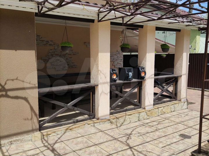 Дом 170 м² на участке 6 сот.