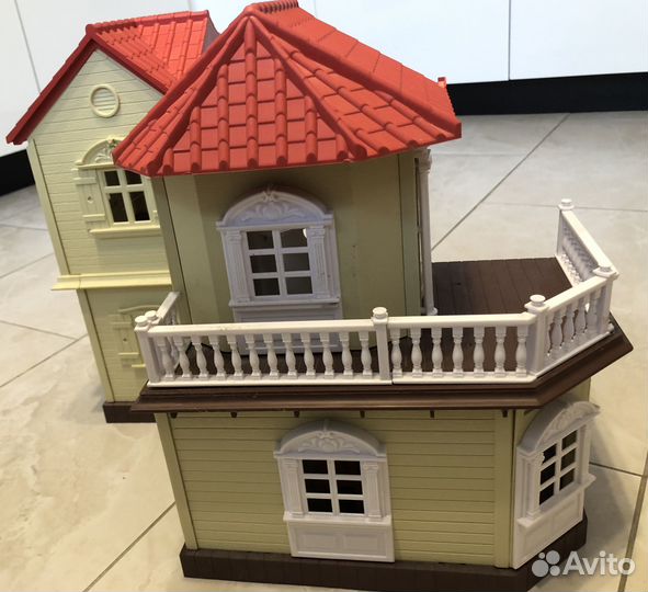 Детский игрушечный домик