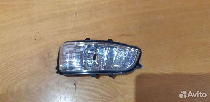 Volvo s60 части левого зеркала