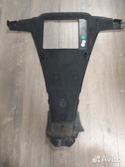 Крышка двигателя Mercedes Gl 500 4Matic 166