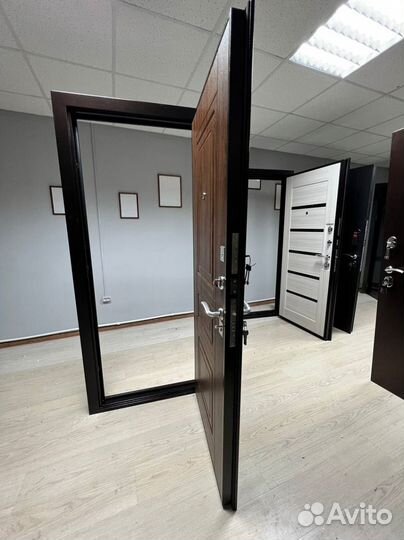 Тёплаякачественнаятолстая дверь входная с доставко