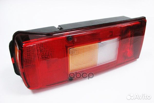 Фонарь задний левый с подсветкой номерного зна