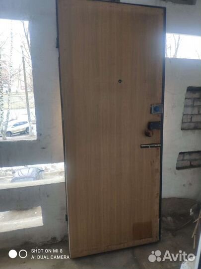 Дверь входная металлическая