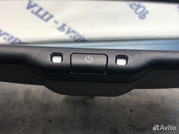 Зеркало салона Genesis 2