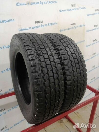 Bridgestone Blizzak W800 215/65 R16C 102P